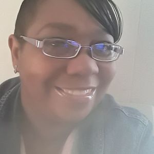 Meet your Posher, Lucy